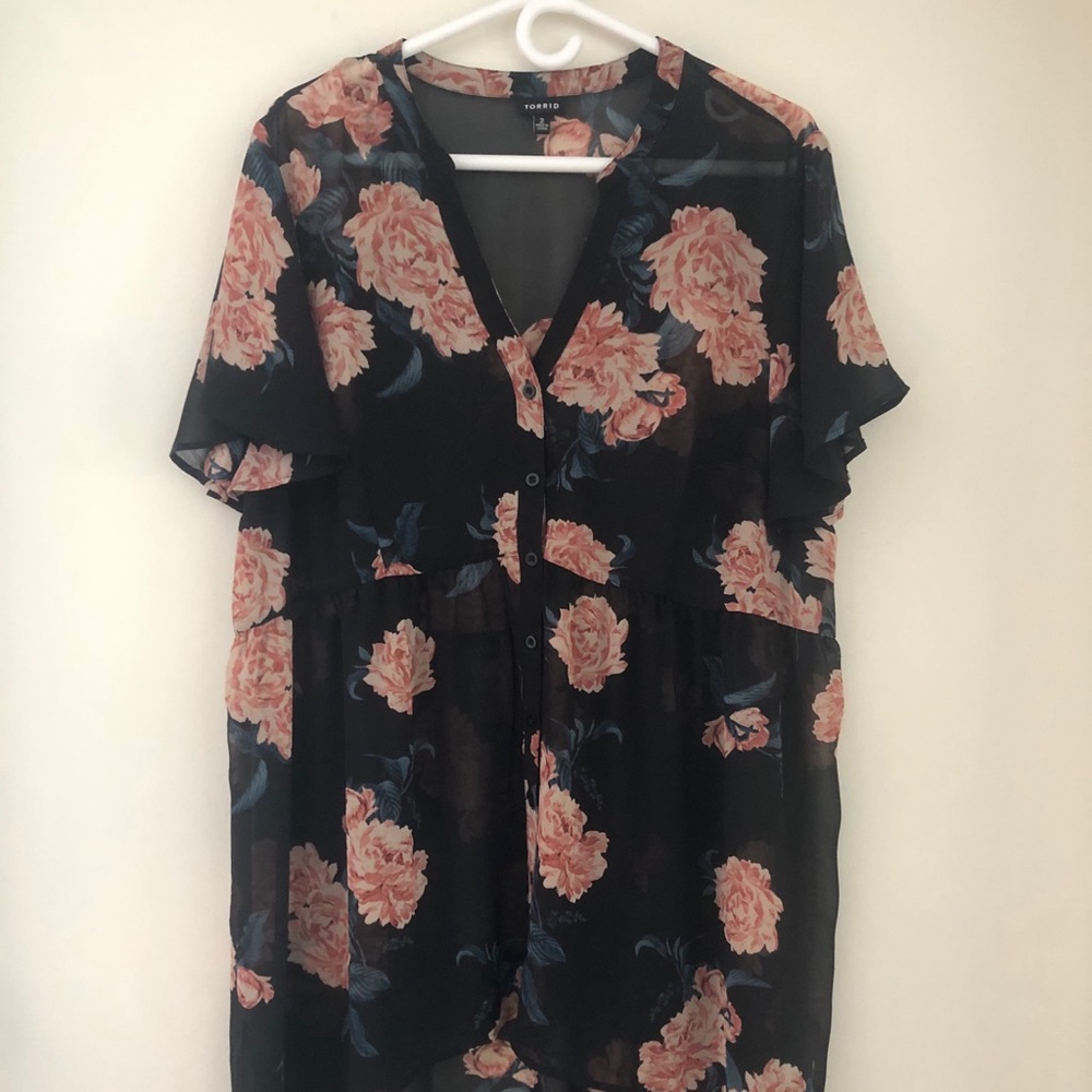 Torrid sheer laying blouse